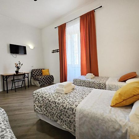 Myomax Guesthouse Rome Bagian luar foto